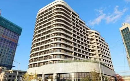 M83 Hotel